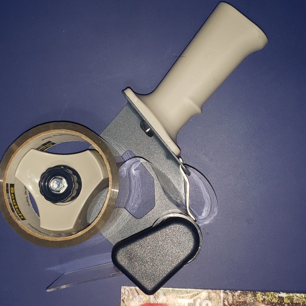 Tape gun